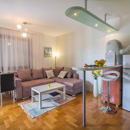 Stan Na Dan Banja Luka Appartement Buitenkant foto