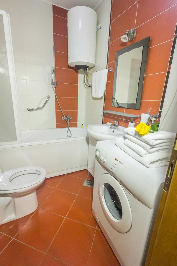 Stan Na Dan Banja Luka Appartement Buitenkant foto