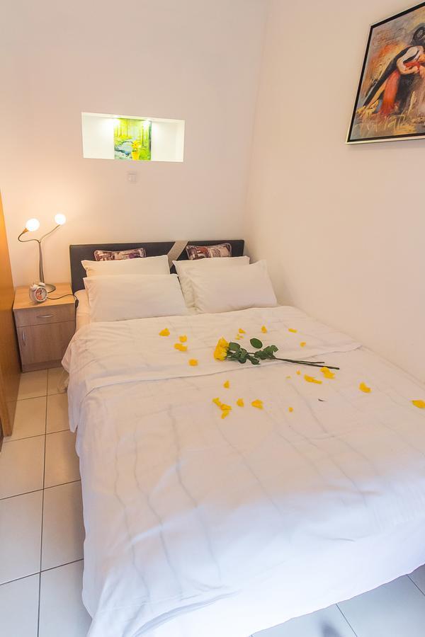 Stan Na Dan Banja Luka Appartement Buitenkant foto