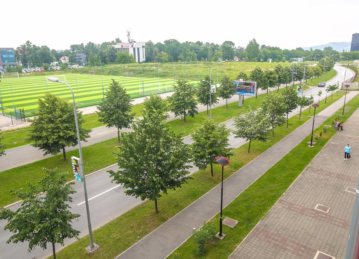 Stan Na Dan Banja Luka Appartement Buitenkant foto